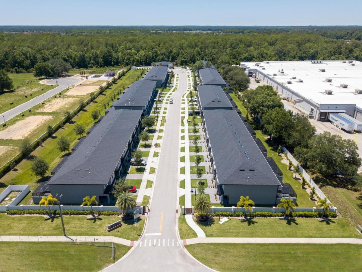 Beautiful Four Bedrooms Townhouse At Le Reve Resort Kissimmee Bagian luar foto
